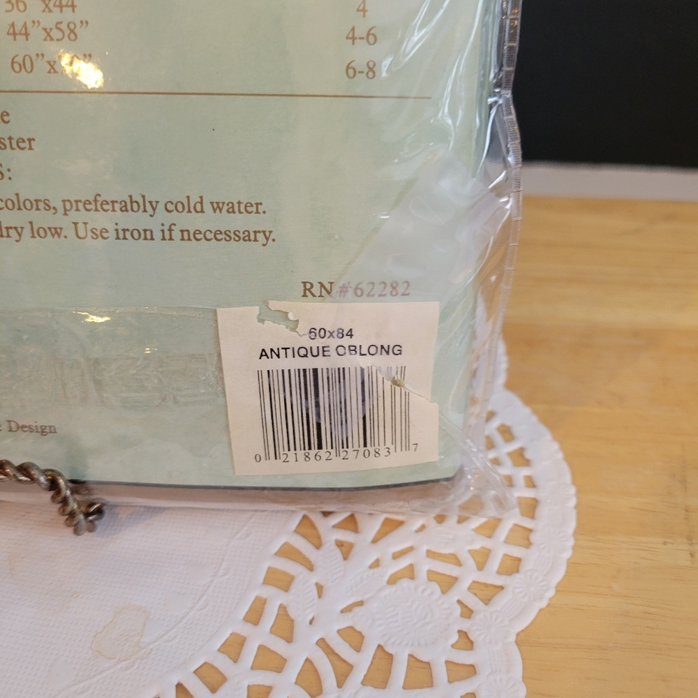 New Damask Antique Gray Tablecloth 60" x 84" Oblong - Picture 7 of 7